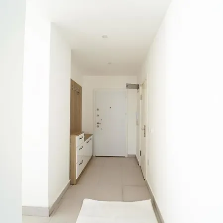 Melani Panorama 2+1 Esyali Kiralik 알란야